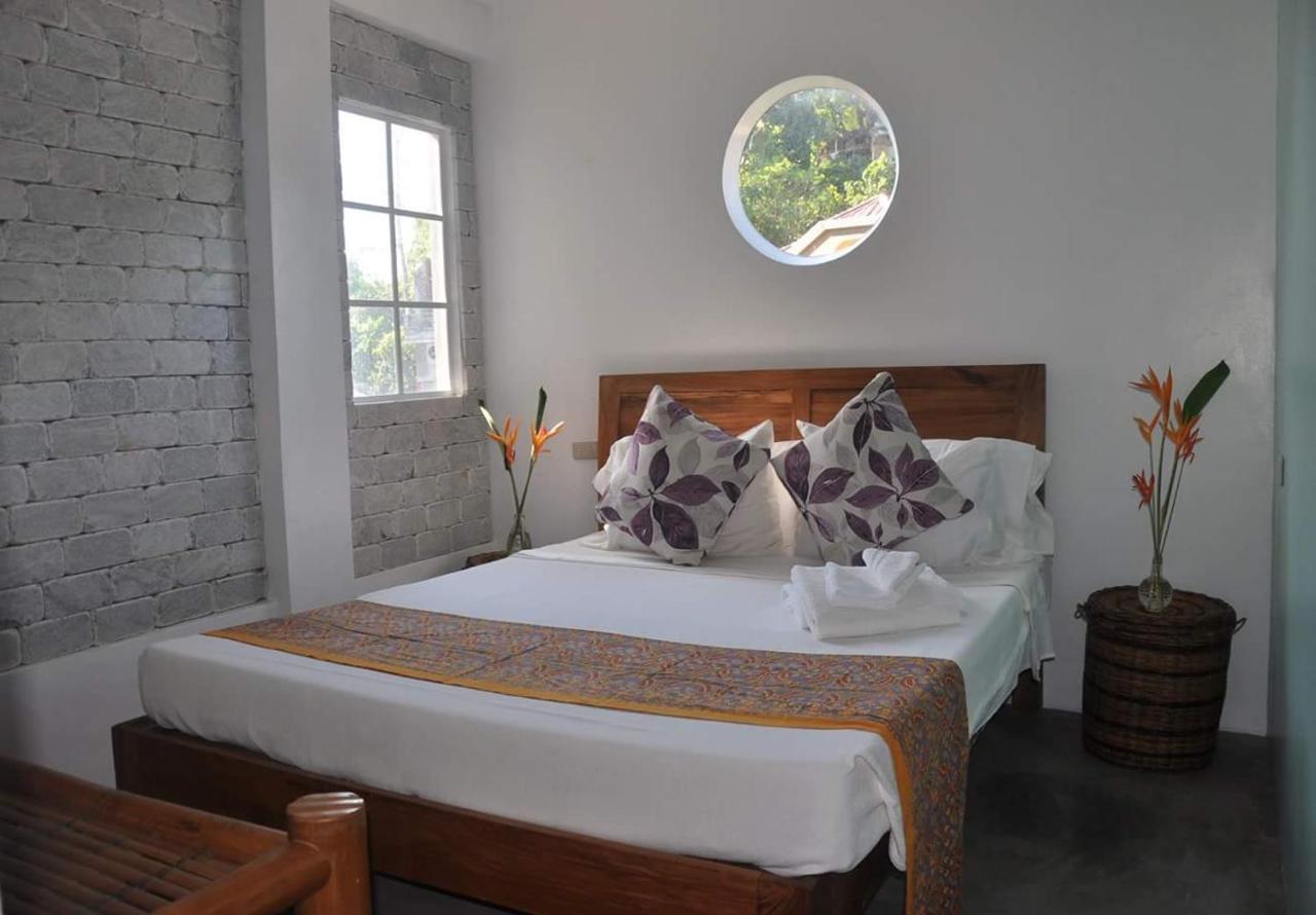 Stone Creek House Bed and Breakfast Romblon Εξωτερικό φωτογραφία