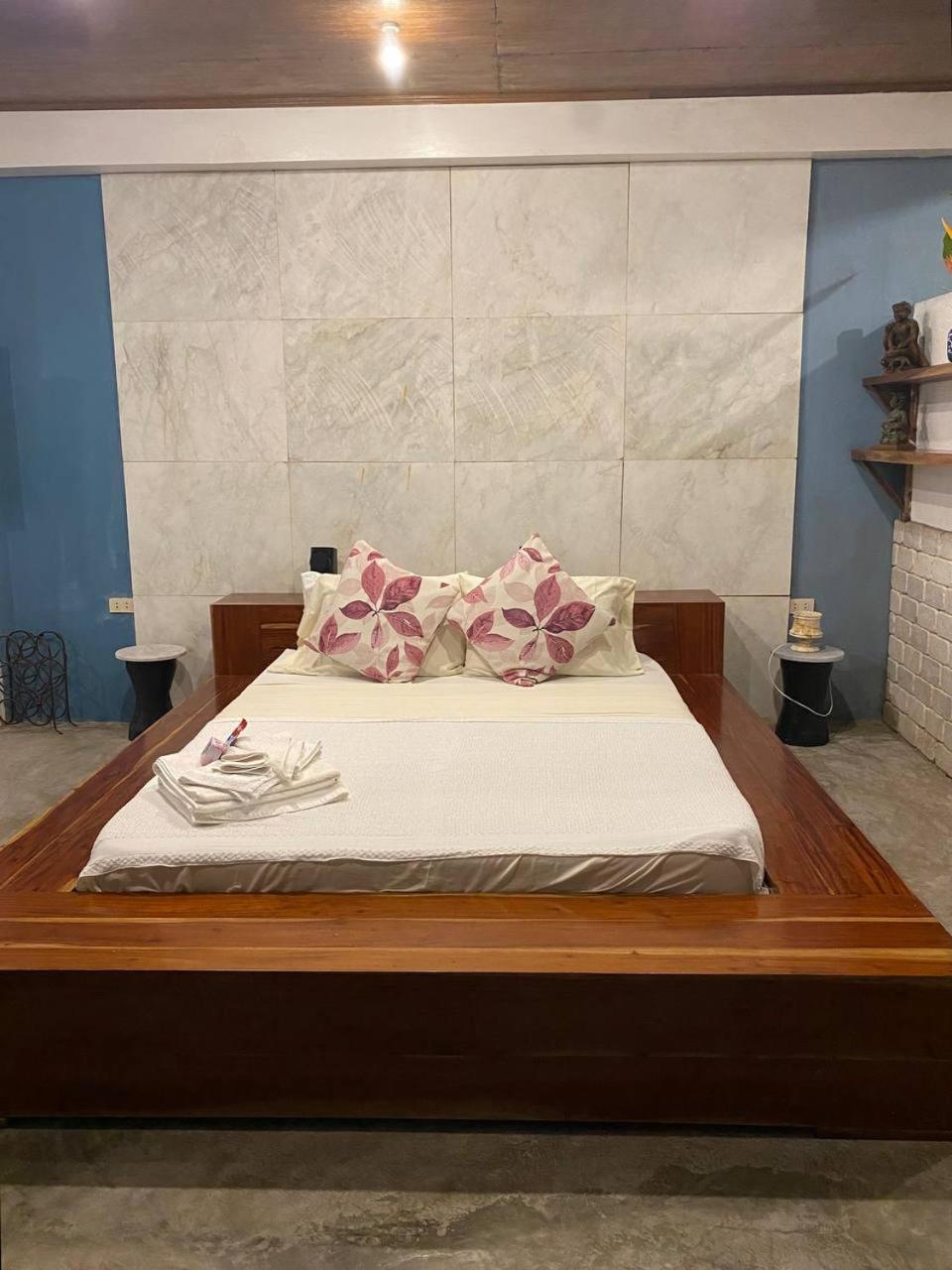 Stone Creek House Bed and Breakfast Romblon Εξωτερικό φωτογραφία